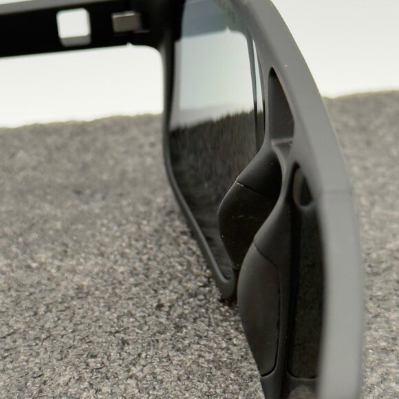 Prada Linea Rossa PS 01XS DG002G Black Sunglasses Polarized Dark Grey Lens READ - Picture 10 of 10